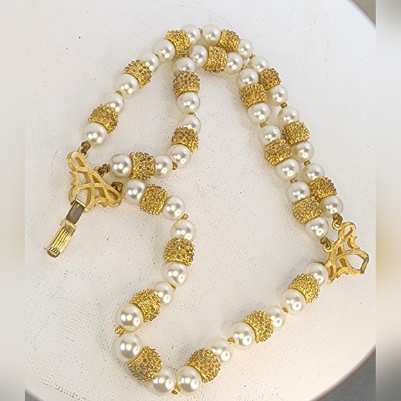 Crown Trifari 1950s pearl bracelet - Picture 9 of 10